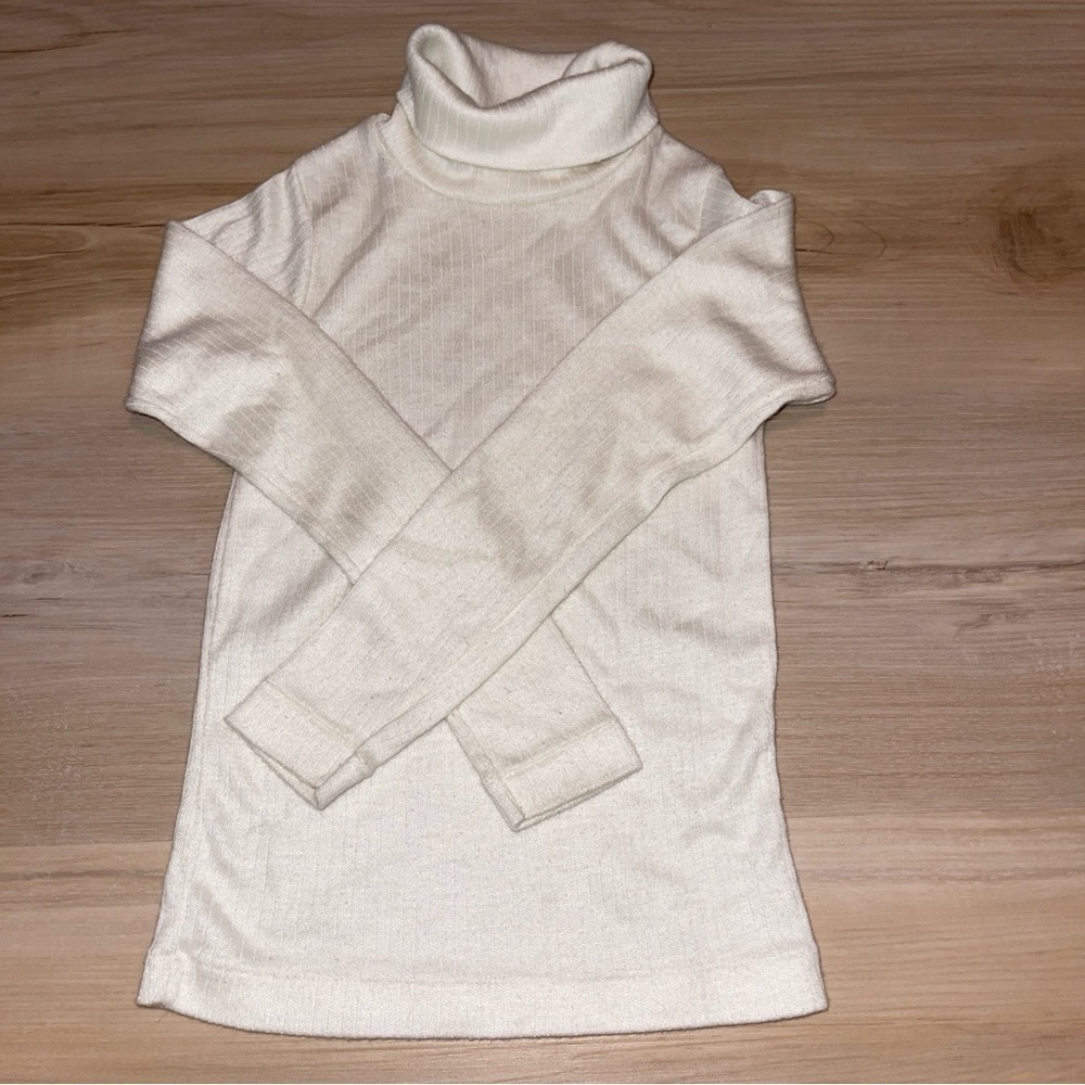 Vintage Carters Girls' Turtleneck Long-
Sleeved Blouse Cream Size 6